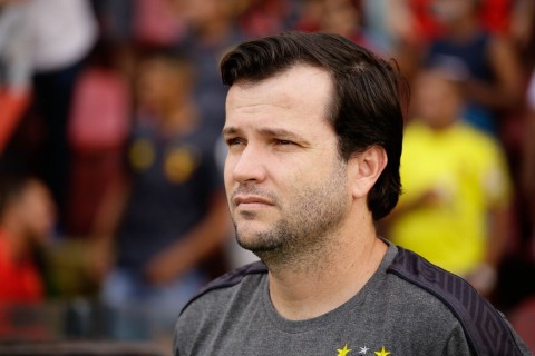 Sport anuncia Daniel Paulista como novo técnico: "Motivado para mais essa missão"