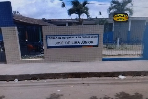 Em Carpina: Adolescente é detido por ameaçar professora, dentro de sala de aula