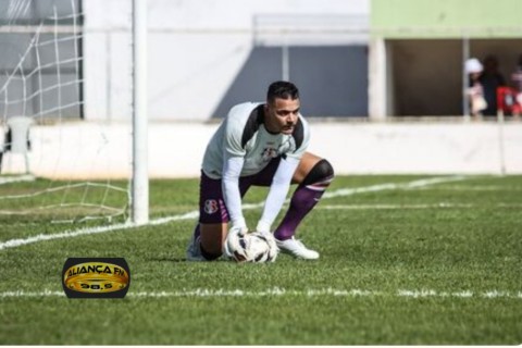 Santa Cruz: Felipe Alves prega manutenção de invencibilidade contra o Central